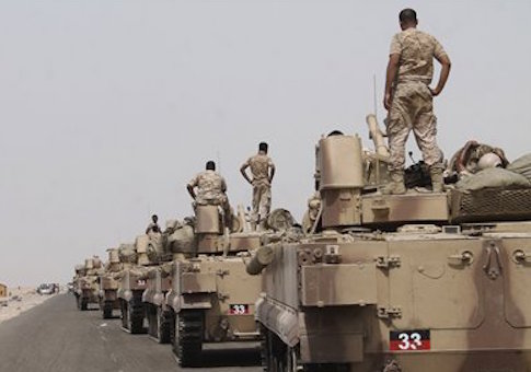 Fighters against Houthi rebels