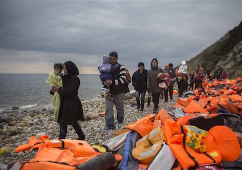 Syria migrants and refugees