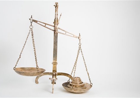 Weights on scales