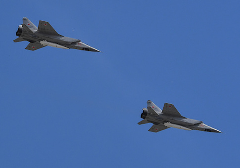 Russia's MiG-31 supersonic interceptor jets carrying hypersonic Kinzhal missiles