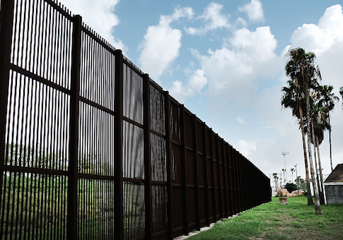 Despite Trump Executive Order, Over 2300 Migrant Children Still Held In Cam
