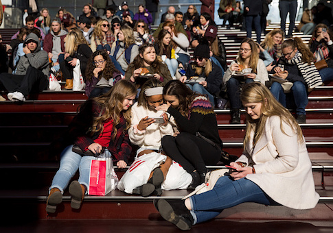 teens smartphones